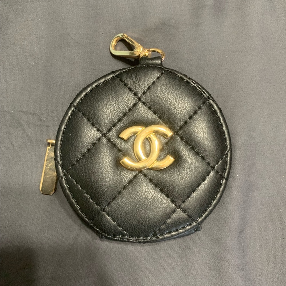 Coin purse never used